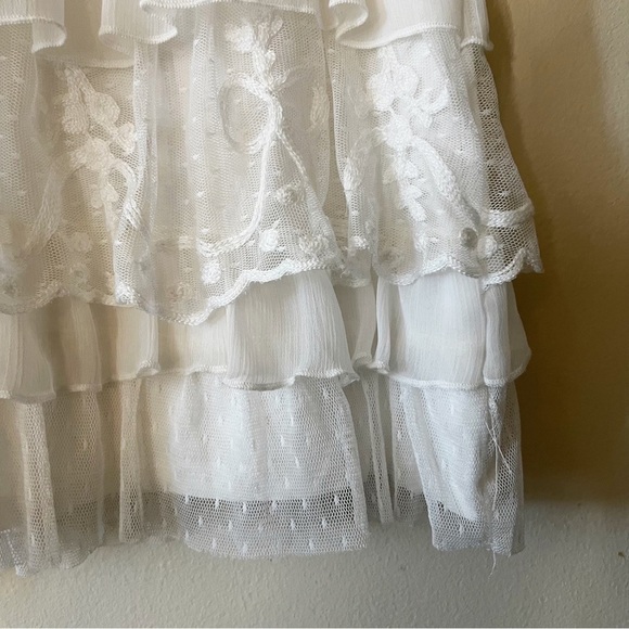 Temperance White Lace Tiered Ruffle Tank Top Bra Strap Adjustable Women’s Small - Picture 7 of 10